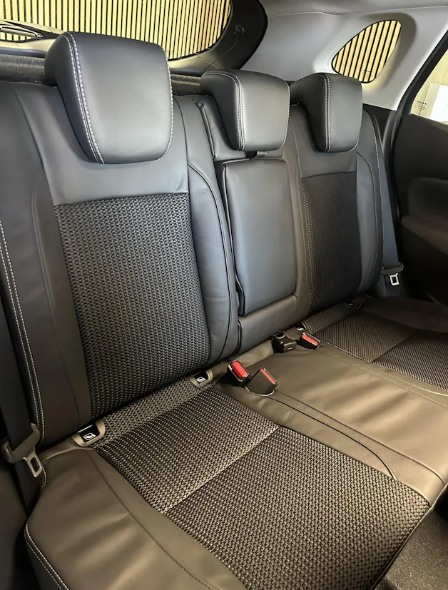 Suzuki S-Cross 1.4 T Sakura Top Hybrid 4x4