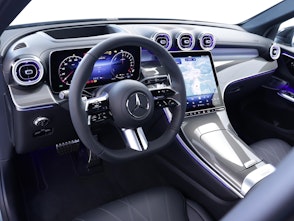 Fahrzeugbild MERCEDES-BENZ GLC 400 e EQ Star AMG Line 4matic