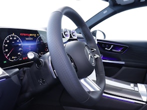 Fahrzeugbild MERCEDES-BENZ GLC 400 e EQ Star AMG Line 4matic