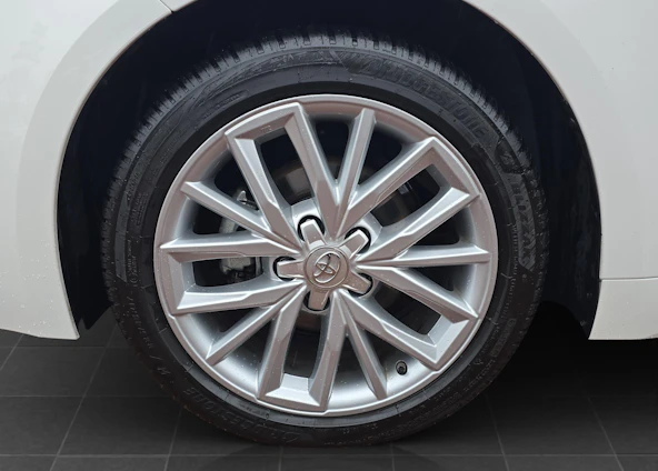 Fahrzeugbild 14 Fahrzeugbild 14