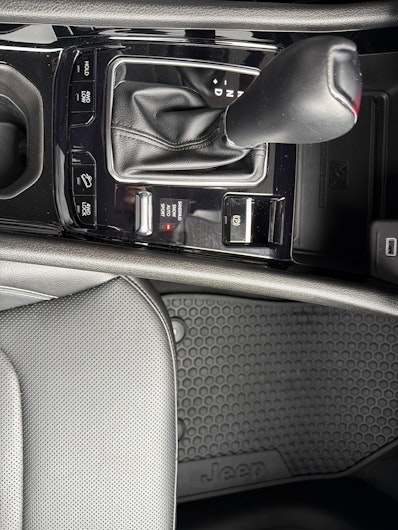 image du véhicule JEEP COMPASS