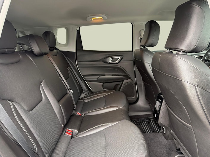 image du véhicule JEEP COMPASS