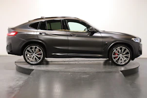 Fahrzeugbild BMW X4 M40i