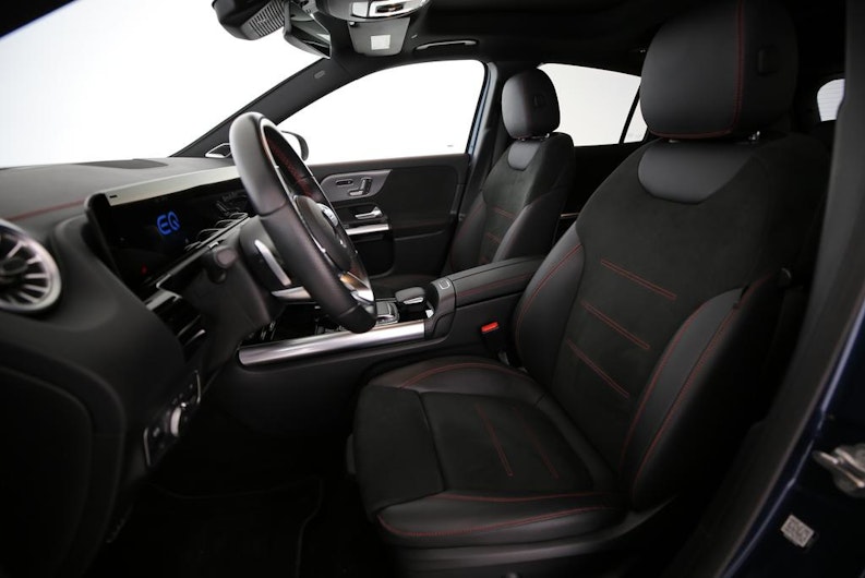 Vehicle image MERCEDES-BENZ EQA 350