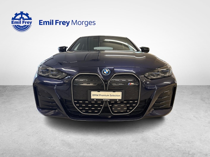 Vehicle image BMW i4