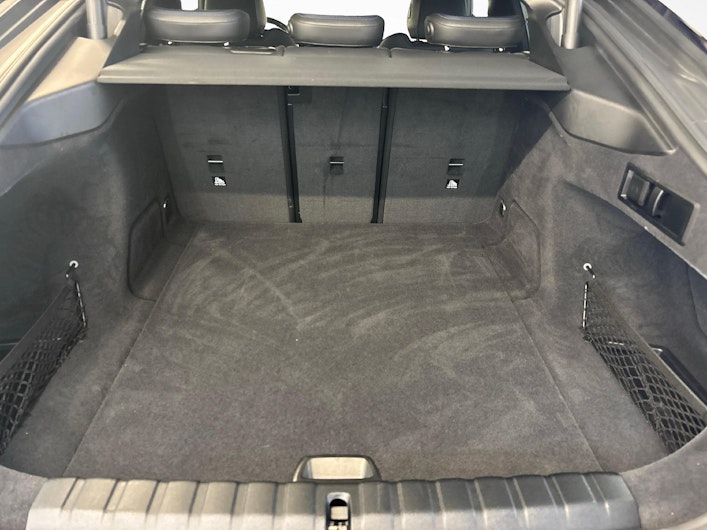 Vehicle image BMW i4