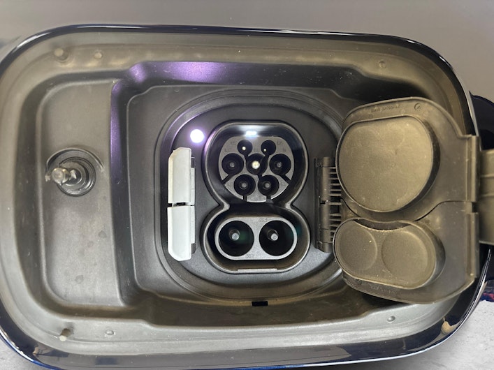 Vehicle image BMW i4