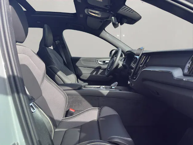 Volvo XC60 2.0 T6 TE Black Edition eAWD