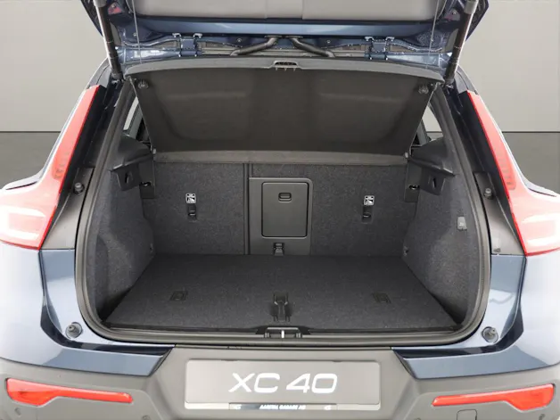 Volvo XC40 2.0 B4 MH Ultra Dark