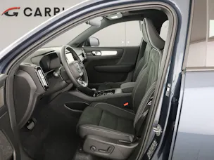Volvo XC40 2.0 B4 MH Ultra Dark