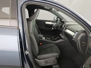Volvo XC40 2.0 B4 MH Ultra Dark