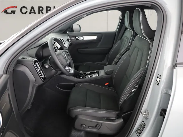 Volvo XC40 2.0 B4 MH Black Edition
