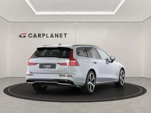 Volvo V60 2.0 B4 Plus Dark