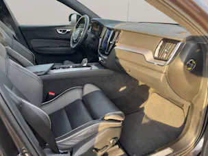 Volvo XC60 2.0 T6 TE R-Design eAWD .