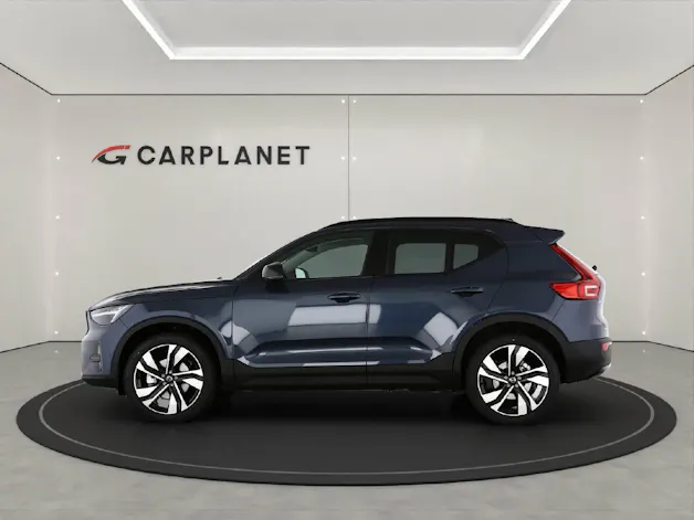 Volvo XC40 2.0 B3 MH Plus Dark