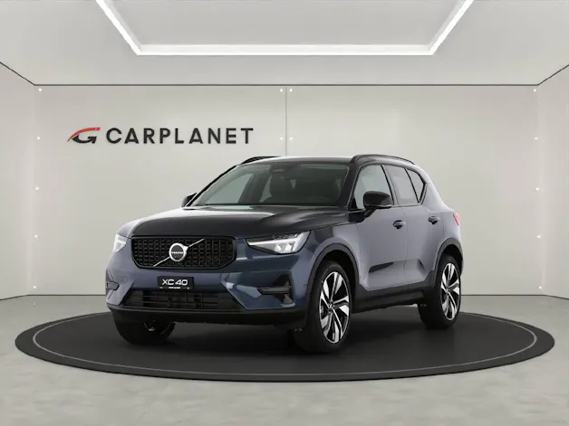 Volvo XC40 2.0 B3 MH Plus Dark