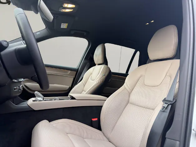 Volvo XC90 2.0 B5 MH Plus Bright AWD .