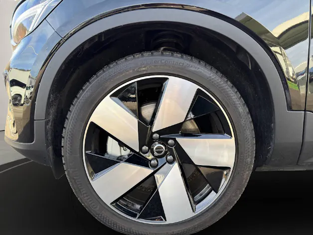 Volvo EX40 Twin Performance Ultra AWD .