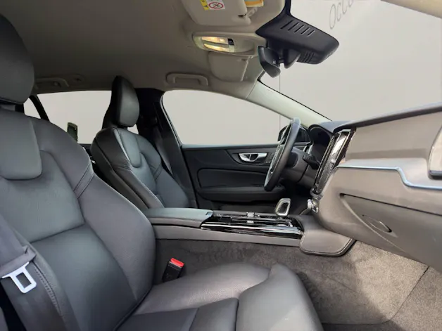 Volvo V60 2.0 T6 TE Plus Dark eAWD .