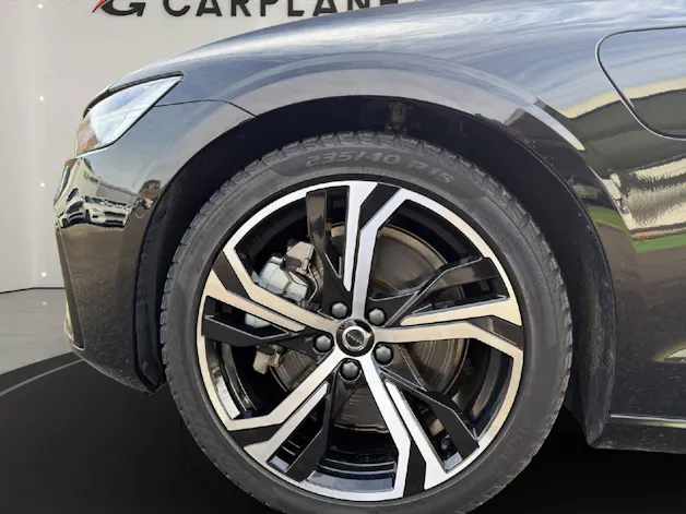 Volvo V60 2.0 T6 TE Plus Dark eAWD .