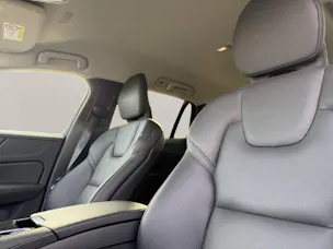 Volvo V60 2.0 T6 TE Plus Dark eAWD .