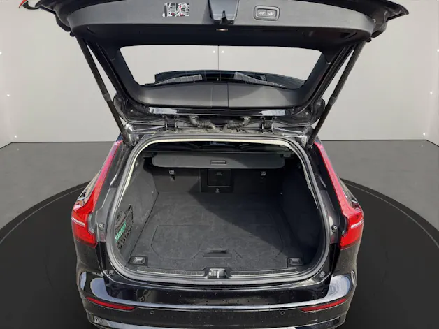 Volvo V60 2.0 T6 TE Plus Dark eAWD .