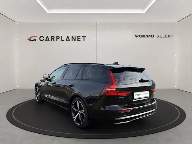 Volvo V60 2.0 T6 TE Plus Dark eAWD .