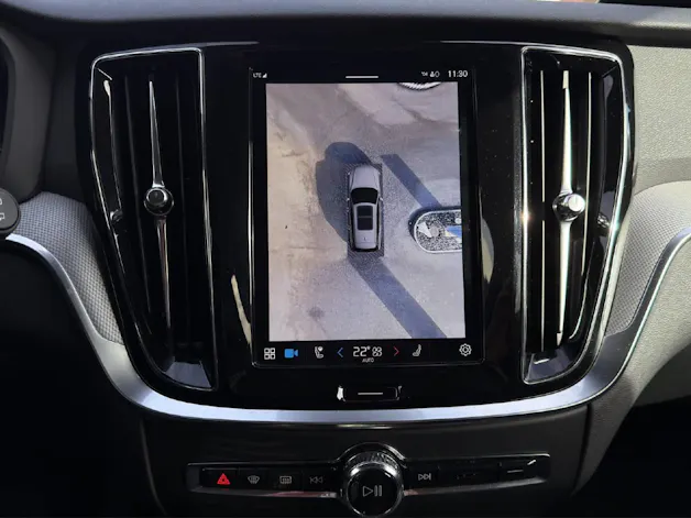 Volvo V60 2.0 T6 TE Plus Dark eAWD .