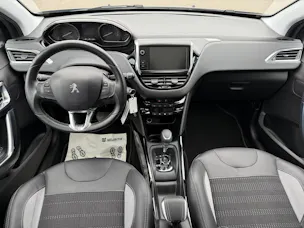 Peugeot 2008 1.2 PureTech 110 Allure S/S
