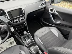 Peugeot 2008 1.2 PureTech 110 Allure S/S