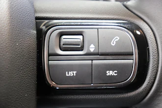 https://vehicle.imgix.net/4178658/f2db3035-3f13-4199-9eae-ad81dced16d0.JPG