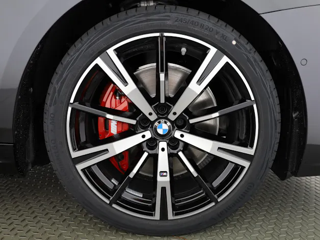 BMW 550e xDrive