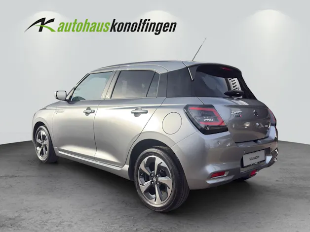 Suzuki Swift 1.2 Sakura Top Hybrid