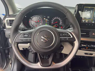 Suzuki Swift 1.2 Sakura Top Hybrid