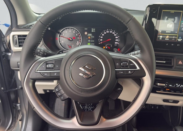 Vehicle image 9 Vehicle image 9