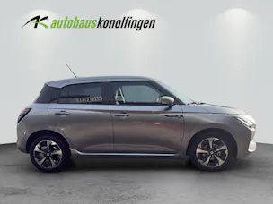 Suzuki Swift 1.2 Sakura Top Hybrid