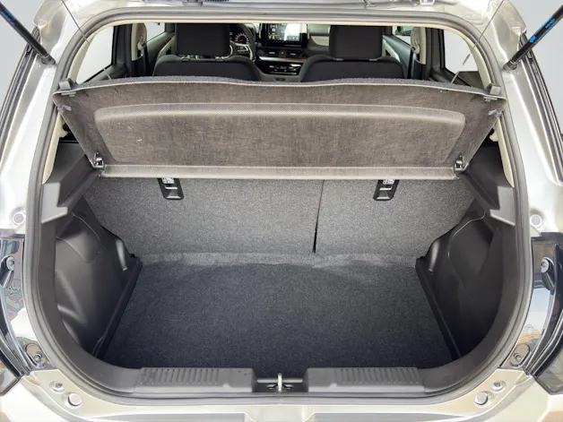 Suzuki Swift 1.2 Sakura Top Hybrid
