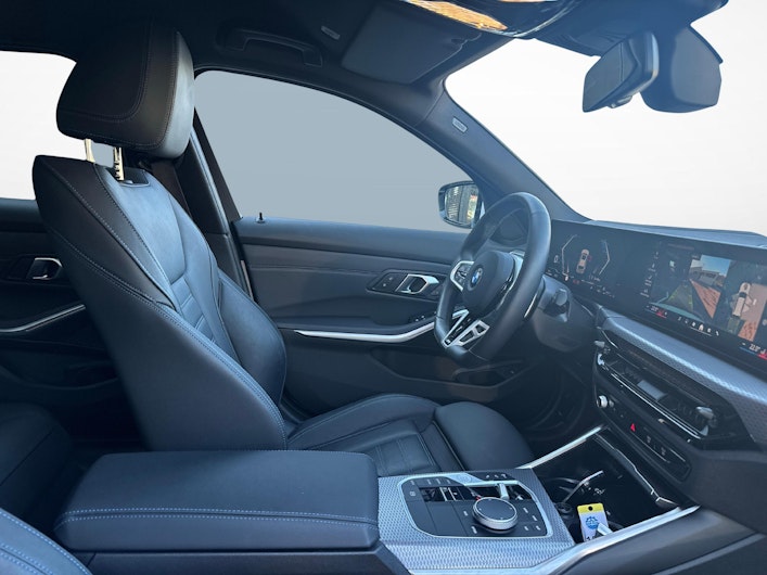 image du véhicule BMW 3 SERIES