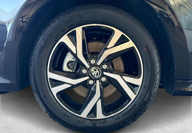 Toyota Yaris 1.5 VVT-i HSD Trend