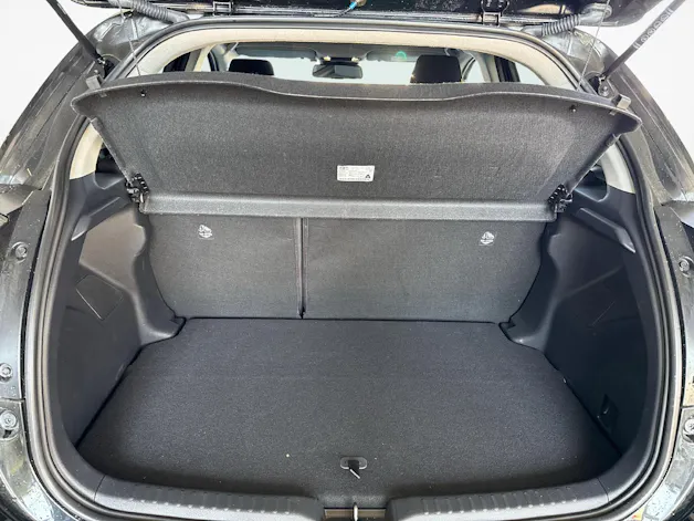 Toyota Yaris 1.5 VVT-i HSD Trend