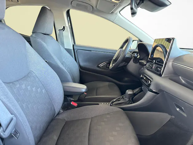 Toyota Yaris 1.5 VVT-i HSD Trend