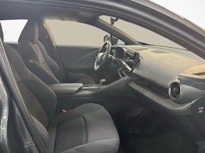 Fahrzeugbild TOYOTA C-HR 2.0 PHEV Swiss Edition