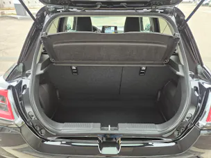 Suzuki Swift 1.2 Sakura Top Hybrid