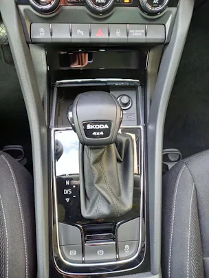 Škoda Karoq 2.0 TDI Ambition 4x4 DSG