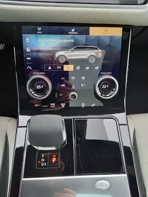 Land Rover Range Rover Velar 2.0 T R-Dynamic S