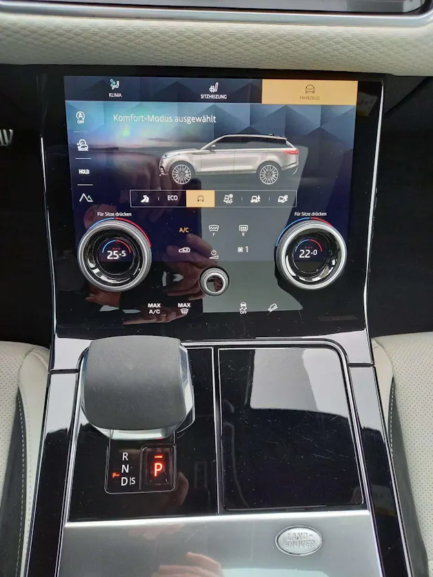 Land Rover Range Rover Velar 2.0 T R-Dynamic S