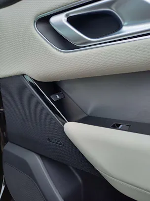 Land Rover Range Rover Velar 2.0 T R-Dynamic S