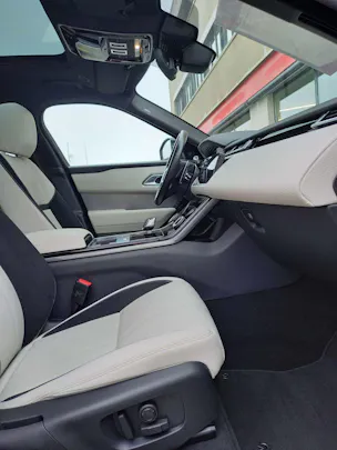 Land Rover Range Rover Velar 2.0 T R-Dynamic S