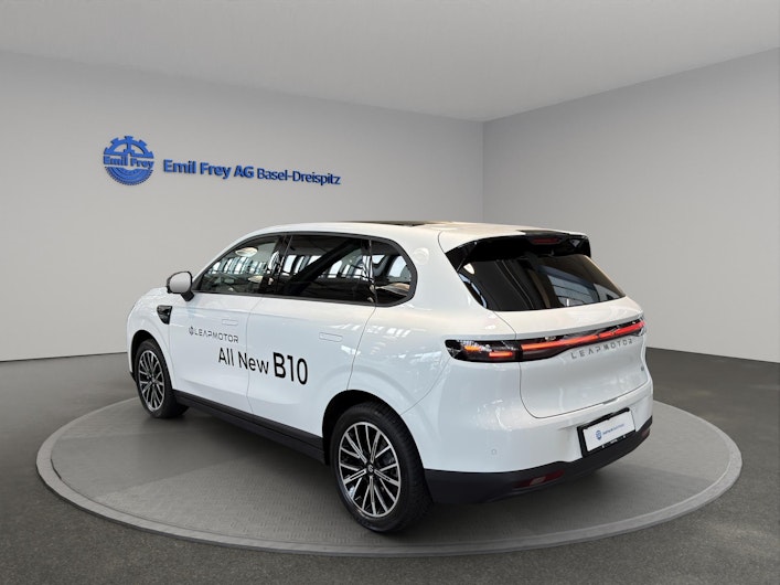 Vehicle image LEAPMOTOR B10