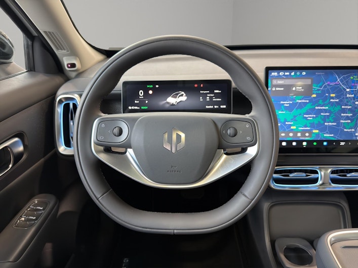 Vehicle image LEAPMOTOR B10